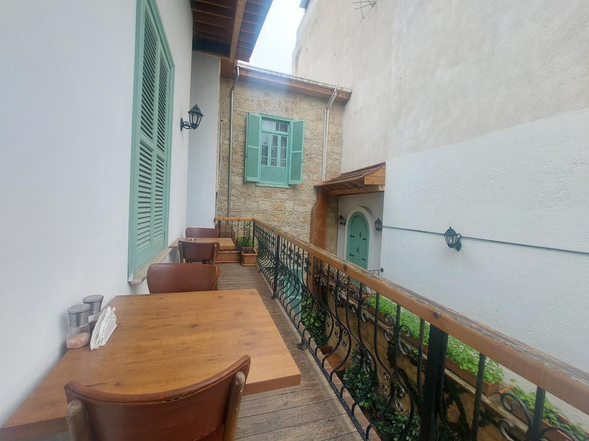 Hotel Valide Hanim Konak Никосия Экстерьер фото