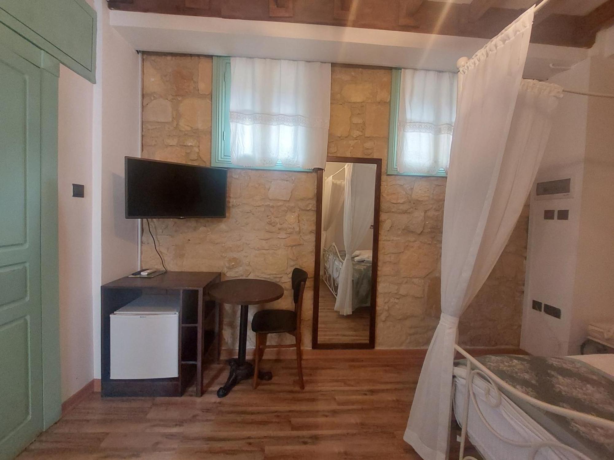 Hotel Valide Hanim Konak Никосия Номер фото