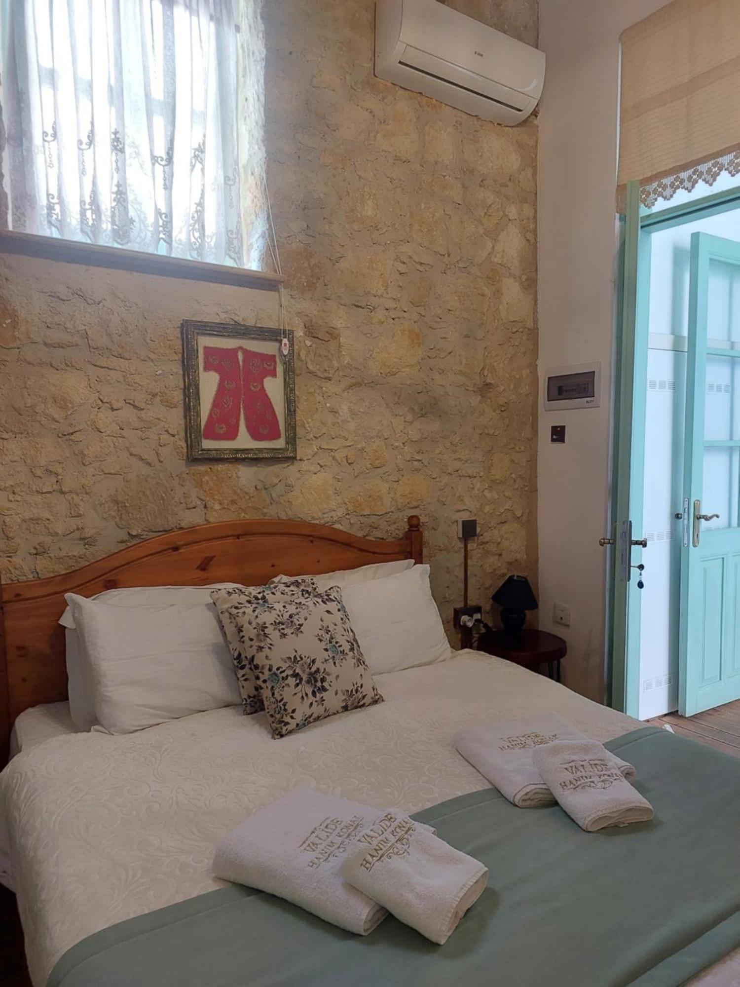 Hotel Valide Hanim Konak Никосия Экстерьер фото