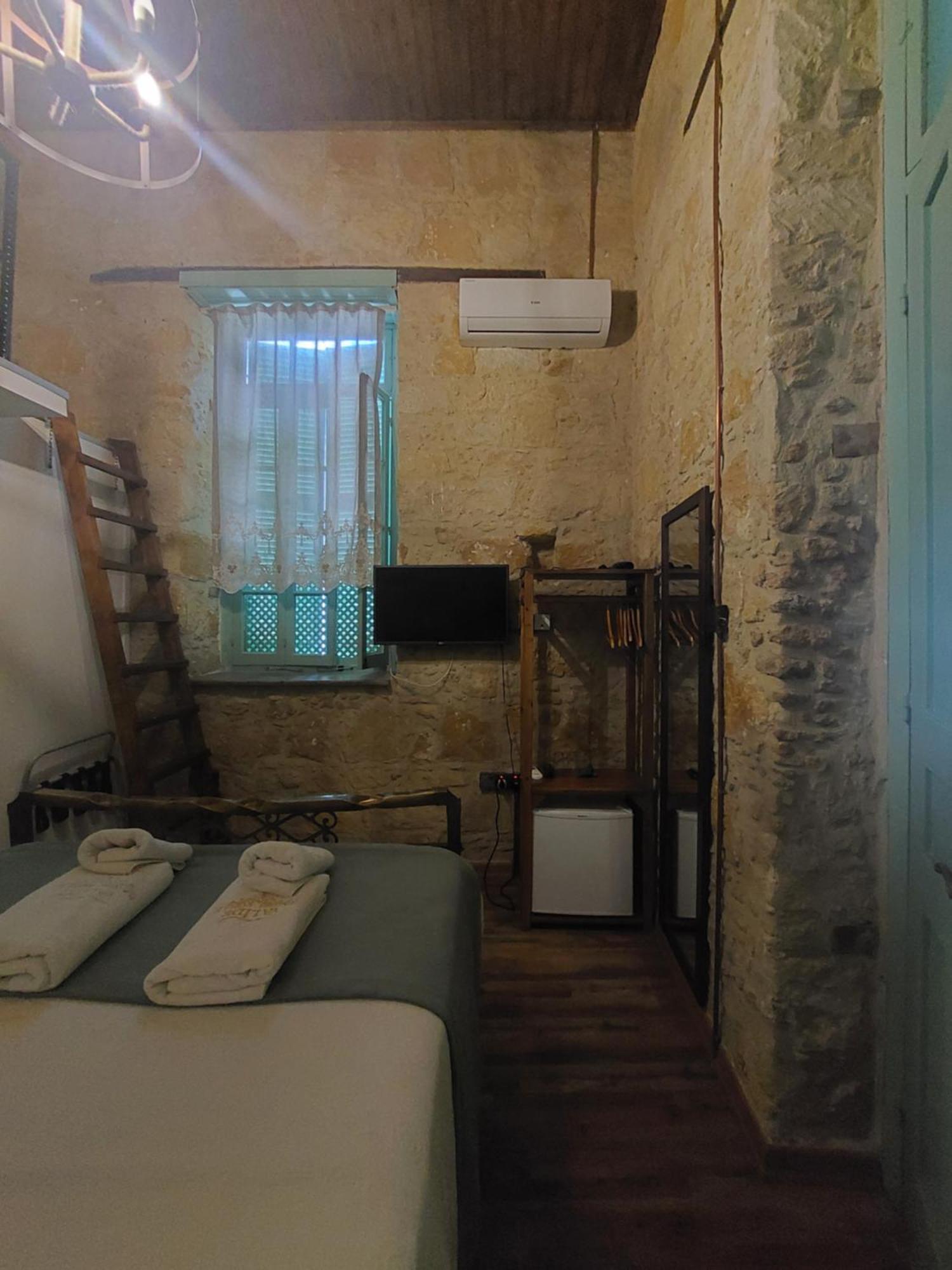 Hotel Valide Hanim Konak Никосия Номер фото