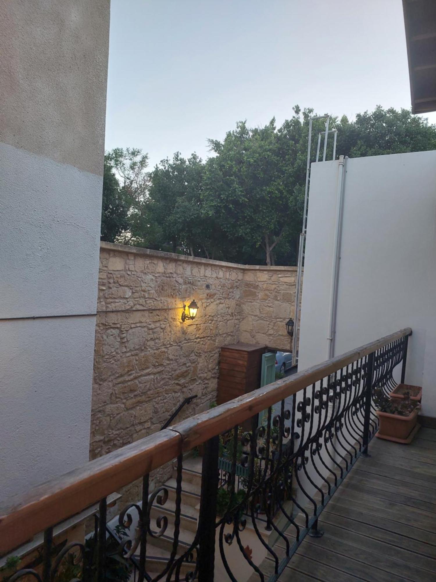 Hotel Valide Hanim Konak Никосия Экстерьер фото