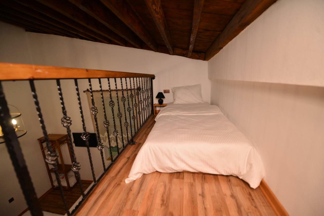 Hotel Valide Hanim Konak Никосия Экстерьер фото